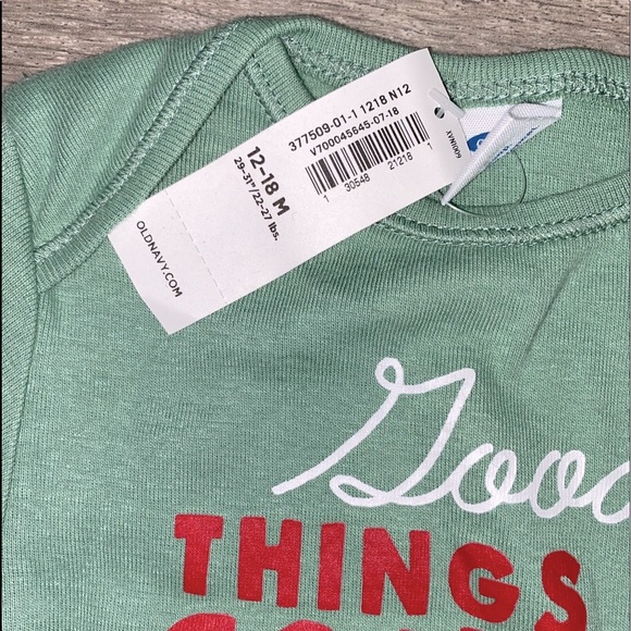 NWT Old Navy Christmas Bodysuit Matching Set 12-18 - Picture 4 of 9